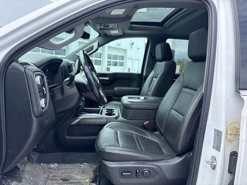 White Frost Tricoat 2019 GMC Sierra 1500 Denali