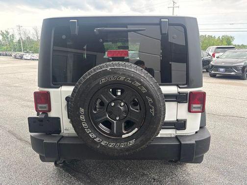 Bright White Clearcoat 2018 Jeep Wrangler JK Sport