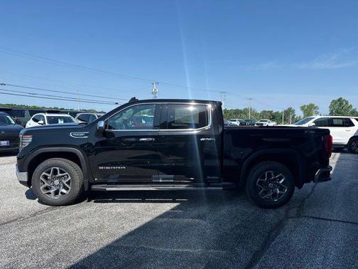 Onyx Black 2026 GMC Sierra 1500 SLT