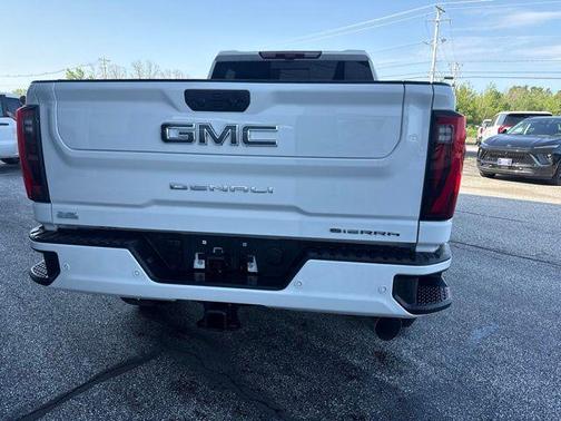 Summit White 2026 GMC Sierra 2500 Denali Ultimate