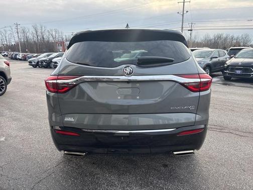2018 Buick Enclave Essence