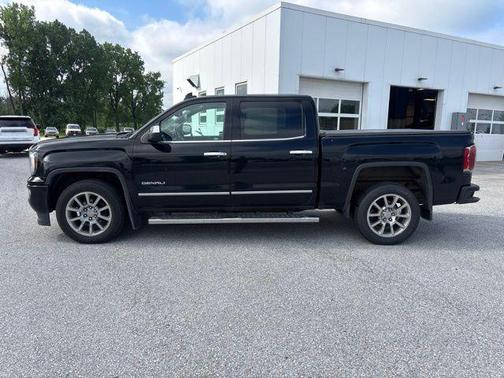 Onyx Black 2017 GMC Sierra 1500 Denali