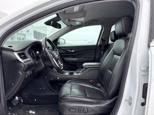 2021 GMC Acadia AWD SLT