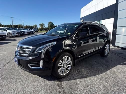 Stellar Black Metallic 2017 Cadillac XT5 Base