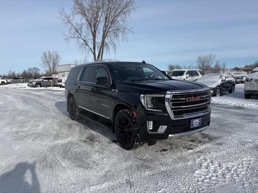 2021 GMC Yukon XL SLT