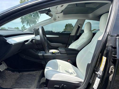 Black 2021 Tesla Model 3 Performance