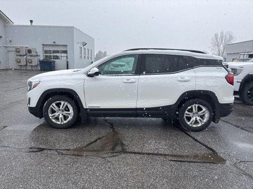 Summit White 2020 GMC Terrain SLE