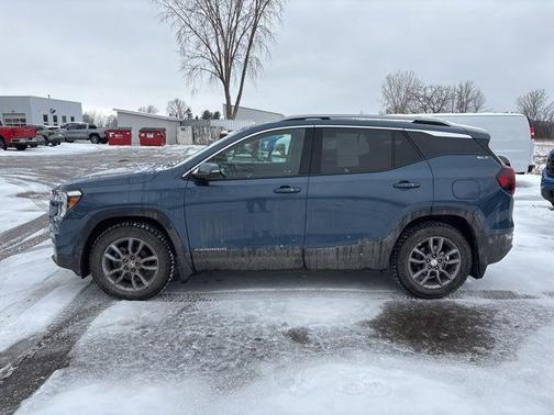 Downpour Metallic 2024 GMC Terrain SLT