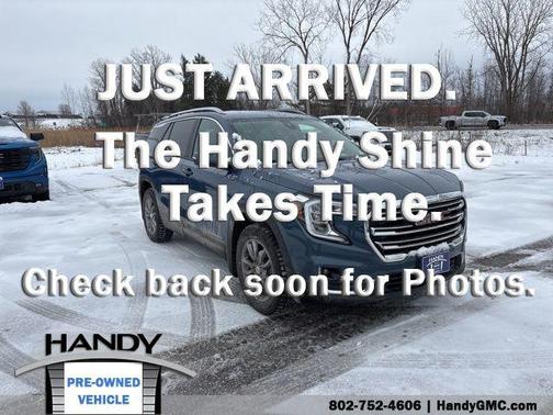 Downpour Metallic 2024 GMC Terrain SLT