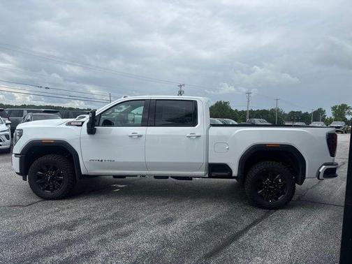 Summit White 2026 GMC Sierra 3500 AT4