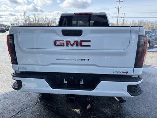 2026 GMC Sierra 2500 AT4
