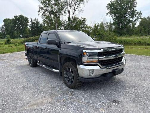 Black 2017 Chevrolet Silverado 1500 LT