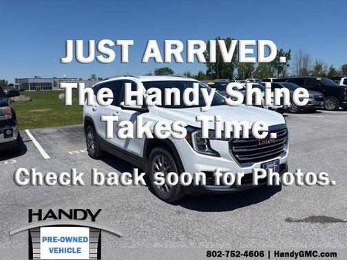 Summit White 2023 GMC Terrain SLT