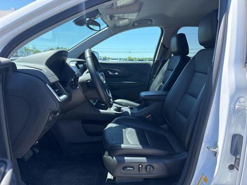 Summit White 2023 GMC Terrain SLT