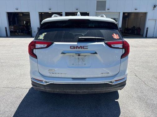 Summit White 2023 GMC Terrain SLT