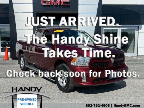 Delmonico Red Pearlcoat 2018 RAM 1500 Express