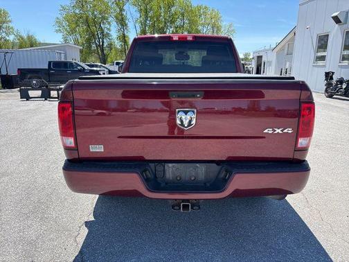 Delmonico Red Pearlcoat 2018 RAM 1500 Express