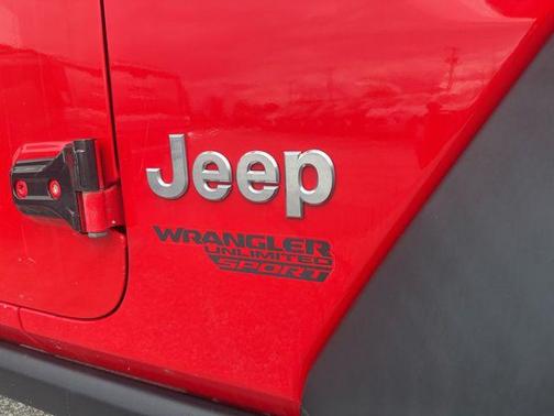 Firecracker Red Clearcoat 2018 Jeep Wrangler Unlimited Sport