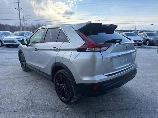 2022 Mitsubishi Eclipse Cross LE