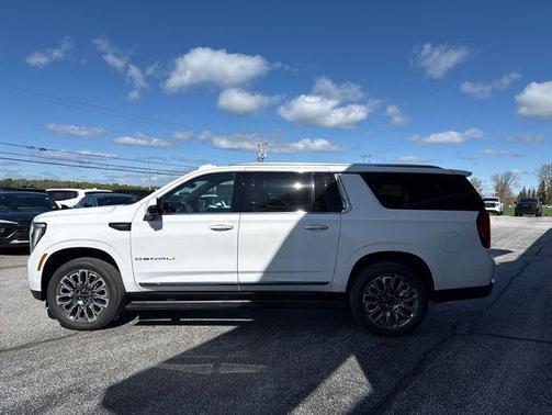 Summit White 2026 GMC Yukon XL Denali Ultimate