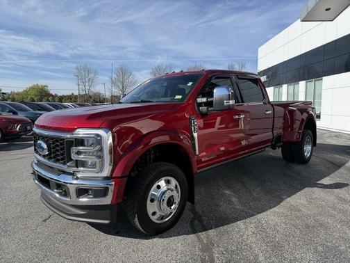 2025 Ford F-450 Lariat