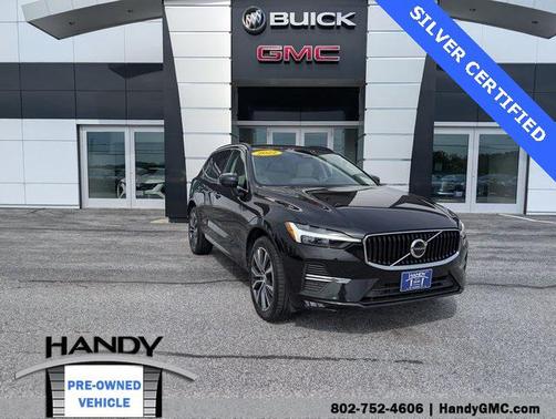 2022 Volvo XC60 B5 Momentum