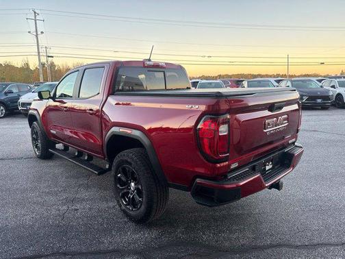 Volcanic Red Tintcoat 2023 GMC Canyon Elevation