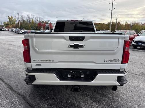 2022 Chevrolet Silverado 3500 High Country