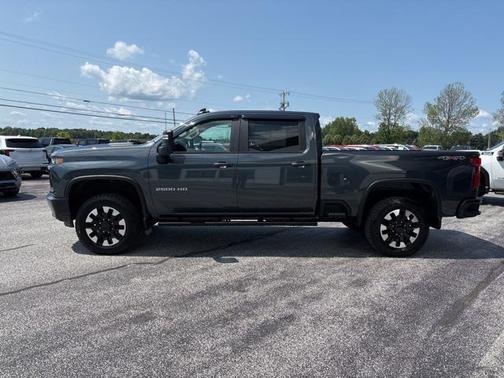2020 Chevrolet Silverado 2500 Custom