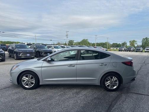 Stellar Silver 2020 Hyundai ELANTRA SEL