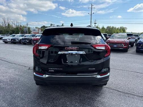 2022 GMC Terrain SLT