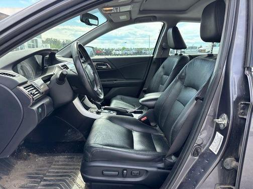 Gray 2017 Honda Accord EX-L