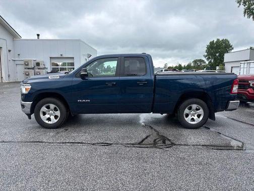 Patriot Blue Pearlcoat 2021 RAM 1500 Big Horn/Lone Star