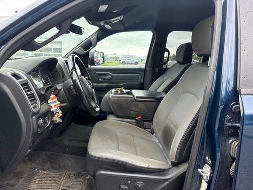 Patriot Blue Pearlcoat 2021 RAM 1500 Big Horn/Lone Star