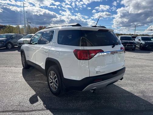 Summit White 2019 GMC Acadia SLE-2