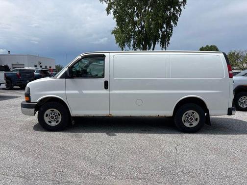 Summit White 2016 GMC Savana 2500 Work Van