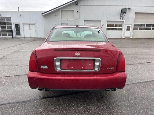 2004 Cadillac DeVille DHS