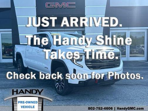Summit White 2024 GMC Sierra 1500 AT4