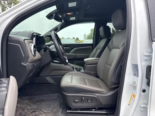 2025 Chevrolet Colorado ZR2