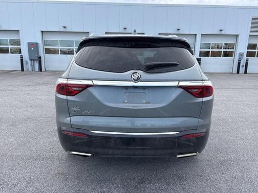 2023 Buick Enclave Essence AWD