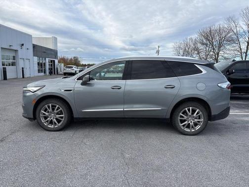 2023 Buick Enclave Essence AWD