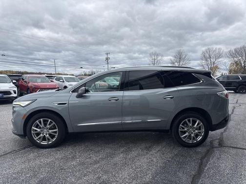 2023 Buick Enclave Essence AWD