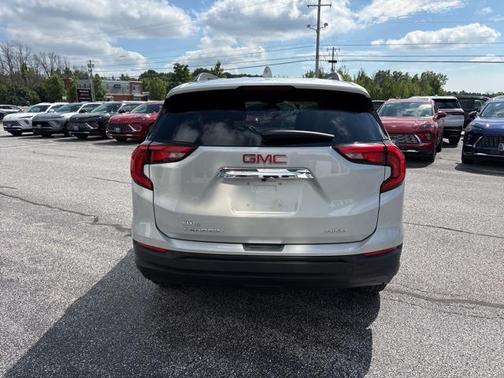 2021 GMC Terrain SLE