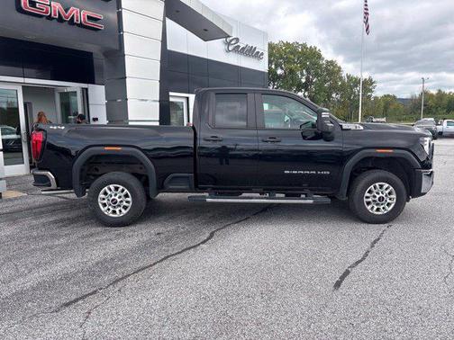 Onyx Black 2024 GMC Sierra 2500 Pro