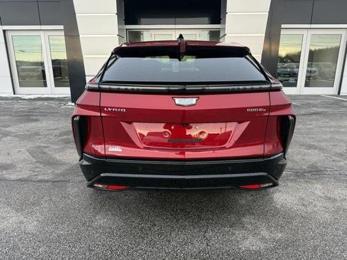 2024 Cadillac LYRIQ Sport