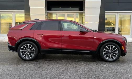 2024 Cadillac LYRIQ Sport