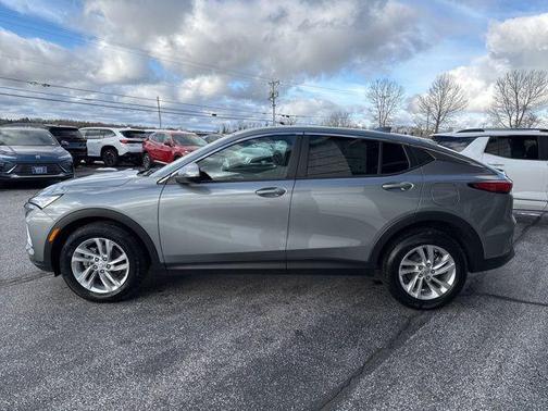 2025 Buick Envista Preferred FWD