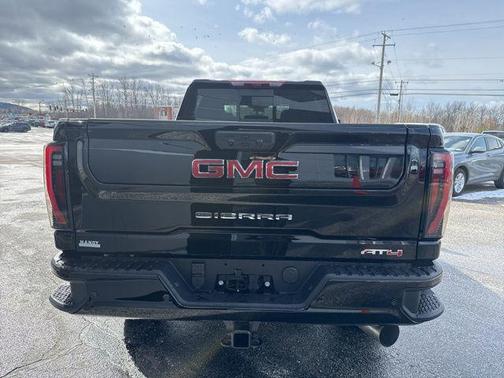 2026 GMC Sierra 3500 AT4