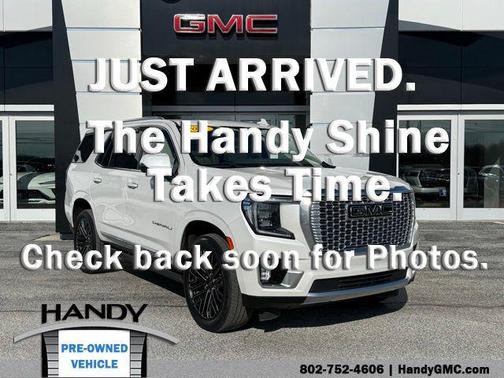 White Frost Tricoat 2021 GMC Yukon Denali