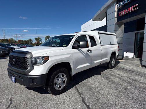 Super White 2019 Toyota Tundra SR
